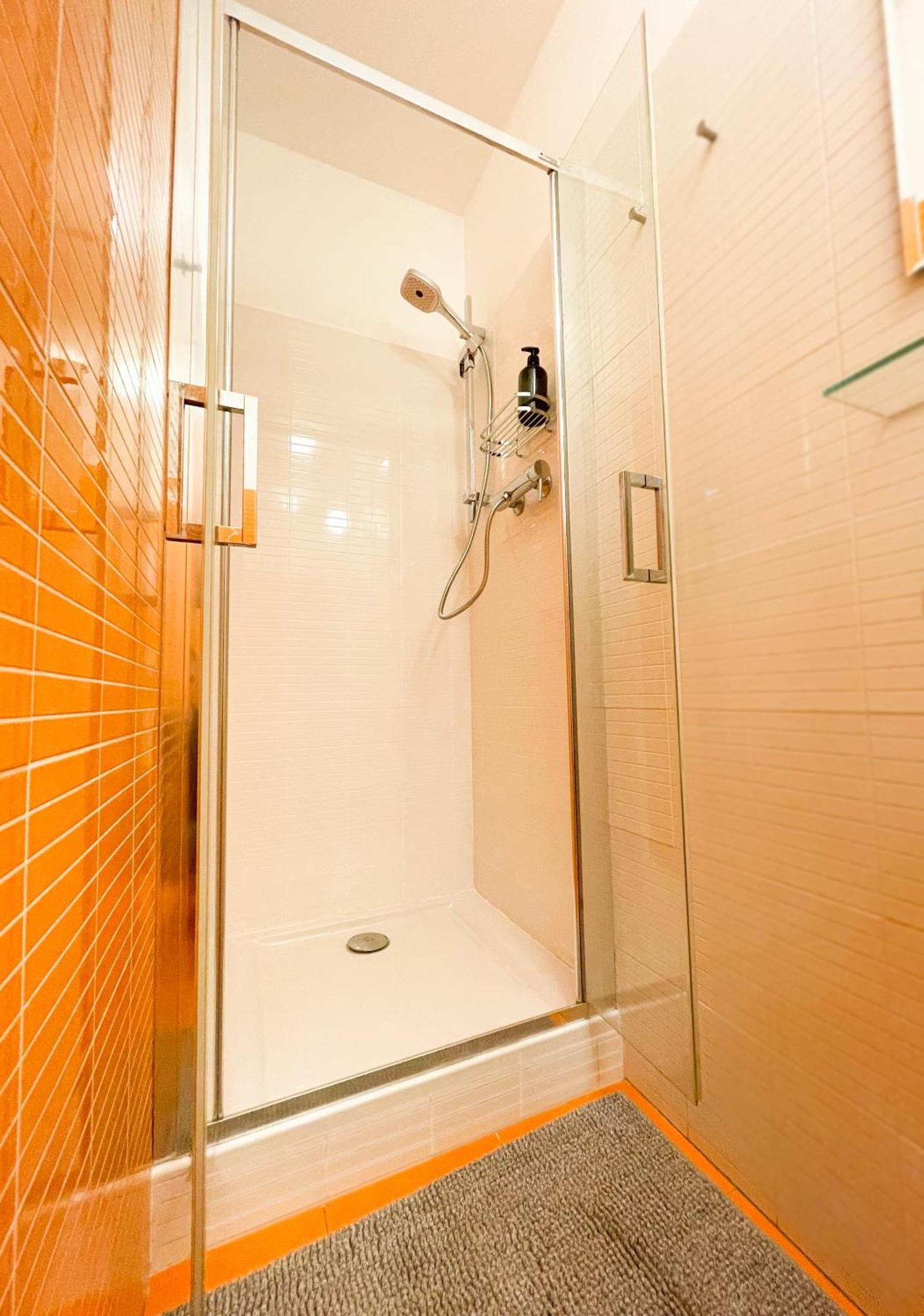 Loft Maniny By Urban Apartments Praga Esterno foto